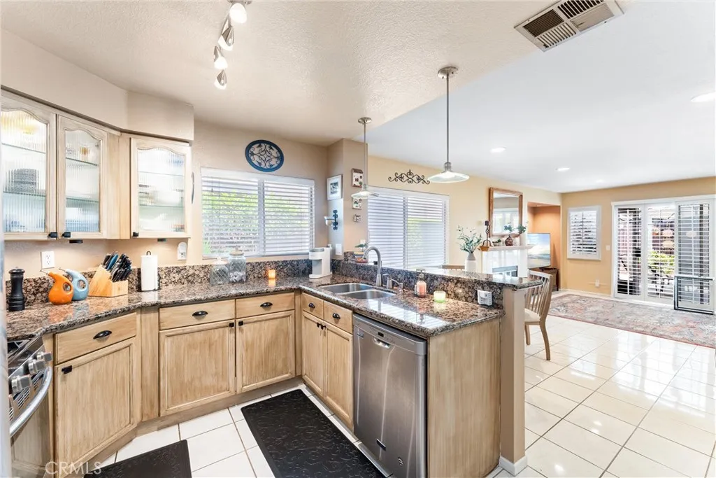 Additional image 17 of 861 Shade Tree Way, Corona, CA 92878