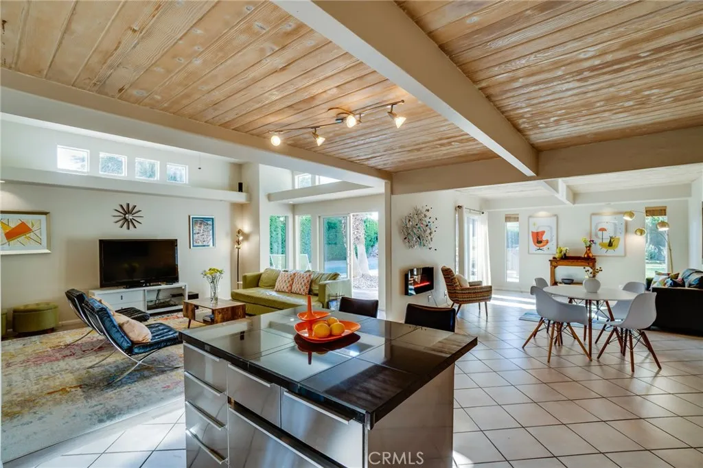 Additional image 75 of 576 E Desert Holly Circle, Palm Springs, CA 92262