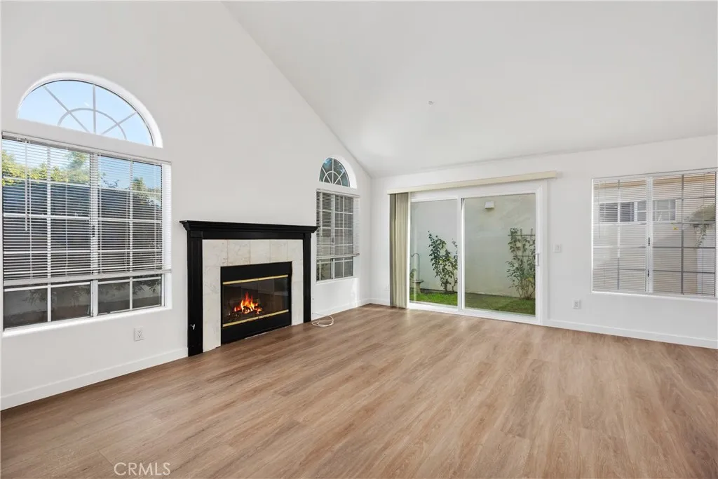 Additional image 32 of 286 Carefree Ln, Costa Mesa, CA 92627