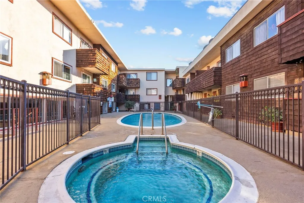 Additional image 54 of 5400 Newcastle Unit 12, Encino, CA 91316