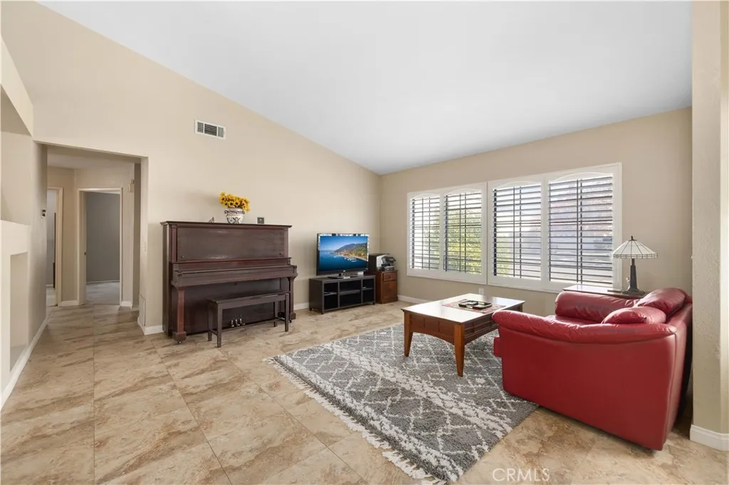 Additional image 38 of 44239 Fenner Ave, Lancaster, CA 93536