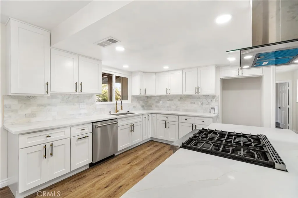 Additional image 72 of 19125 Hupa Rd, Apple Valley, CA 92307