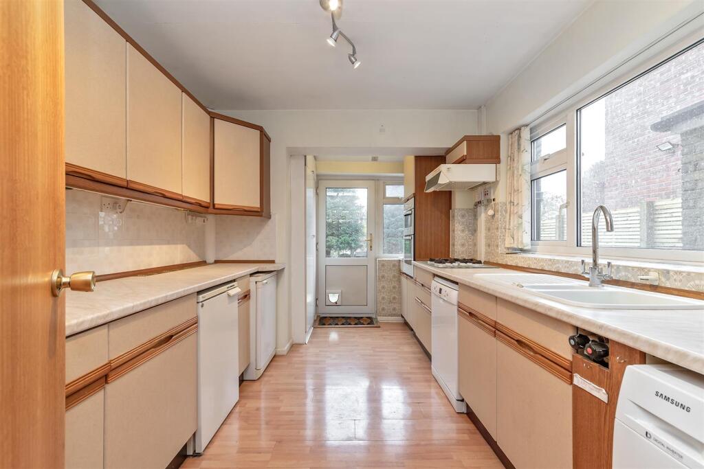 Additional image 4 of Tudor Road, Wheathampstead, St. Albans