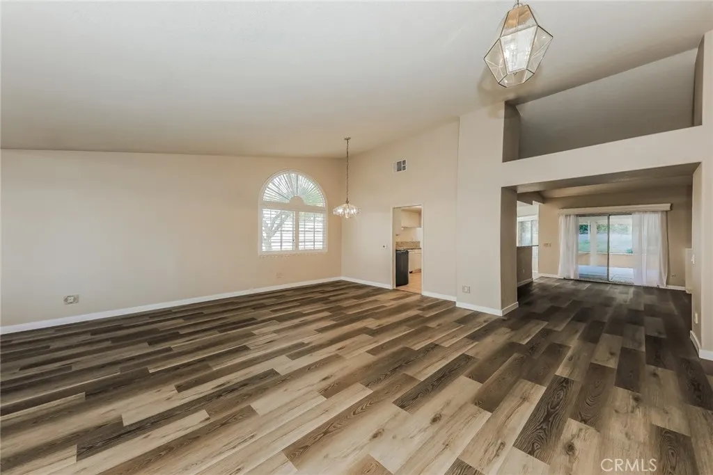 Additional image 27 of 620 Walnut Cir, Corona, CA 92881