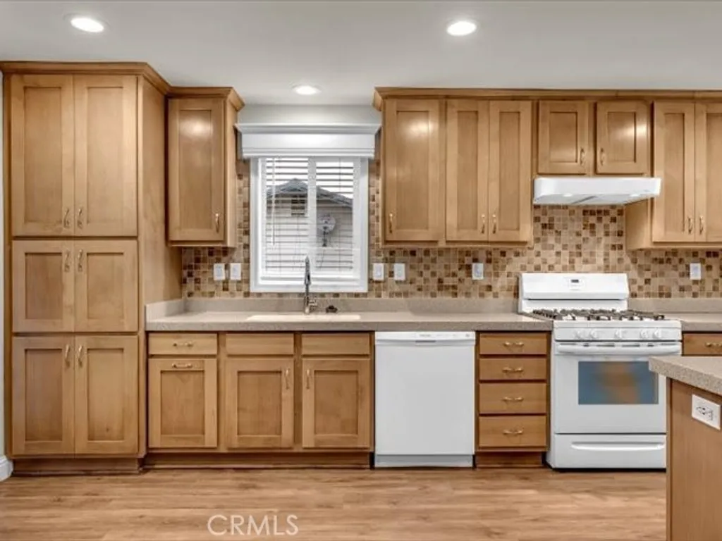 Additional image 13 of 8435 hollis Street, Los Molinos, CA 96055