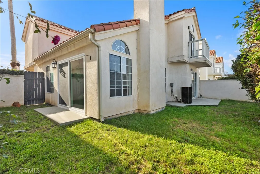 Additional image 16 of 286 Carefree Ln, Costa Mesa, CA 92627
