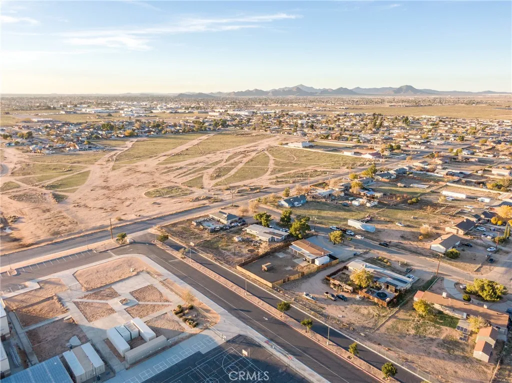Additional image 81 of 22947 Lucilla Road, Apple Valley, CA 92308