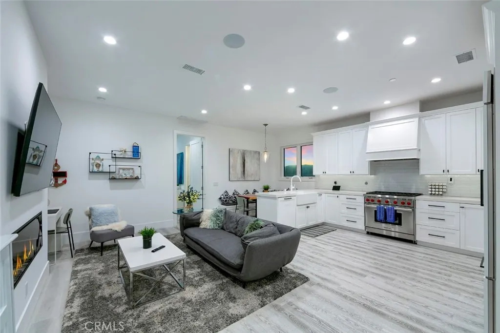 Additional image 24 of 417 E Bay Ave, Newport Beach, CA 92661