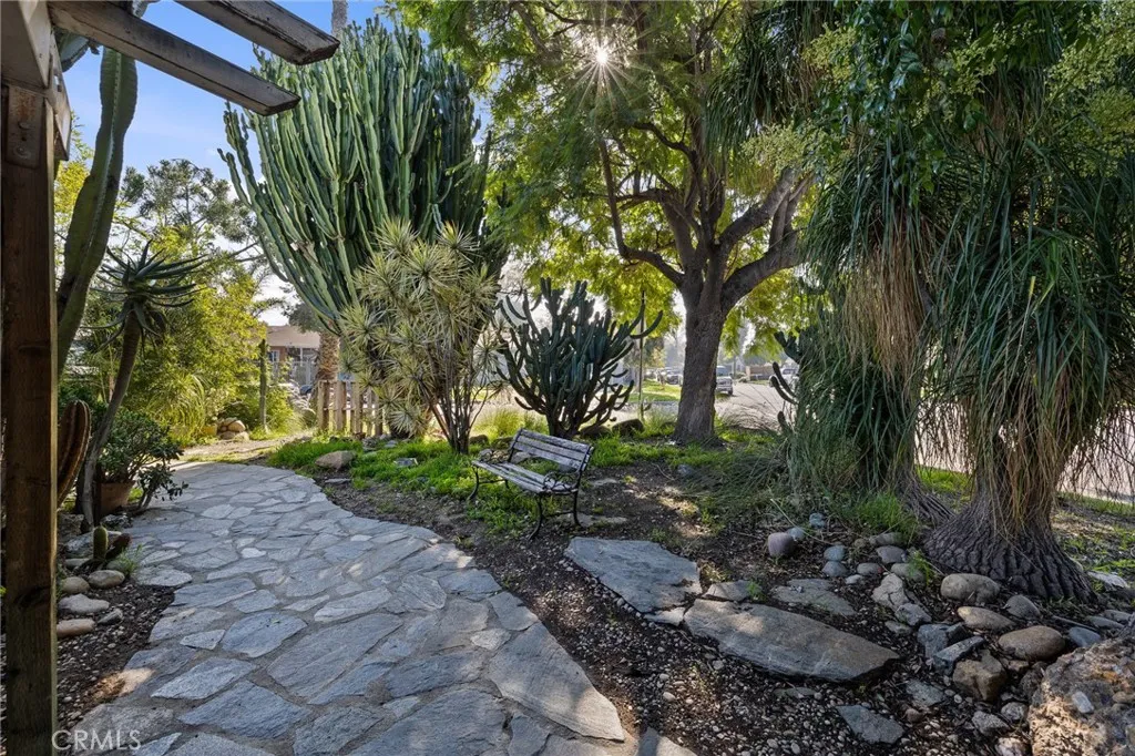 Additional image 6 of 15157 Covello Street, Van Nuys, CA 91405