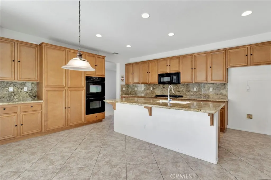 Additional image 15 of 12359 Oahu Street, Victorville, CA 92392