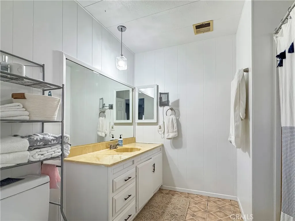 Additional image 27 of 201 W Collins Avenue Unit 24, Orange, CA 92867