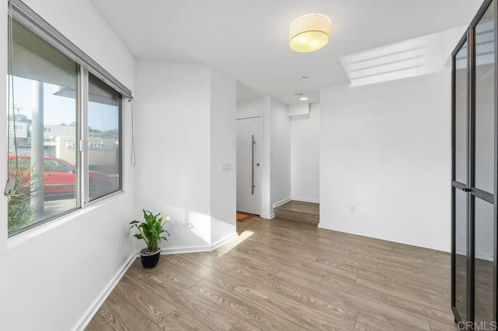 Additional image 27 of 2187 Catalina Boulevard, San Diego, CA 92107