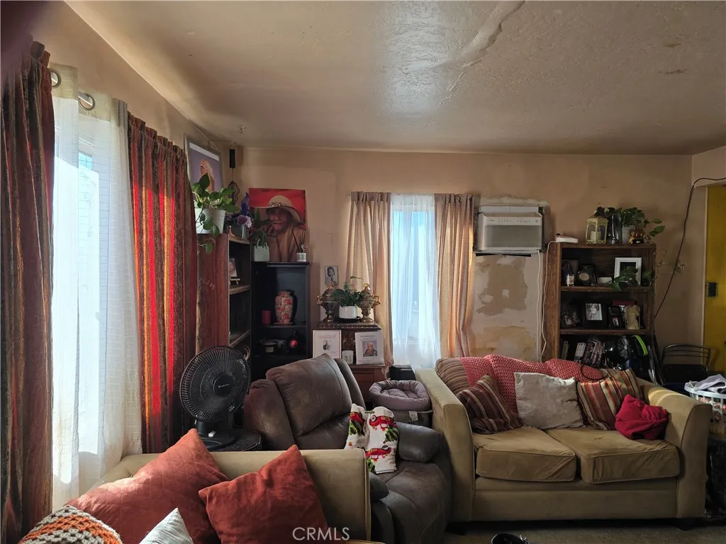 Additional image 4 of 887 Carlotta Court, Redlands, CA 92374