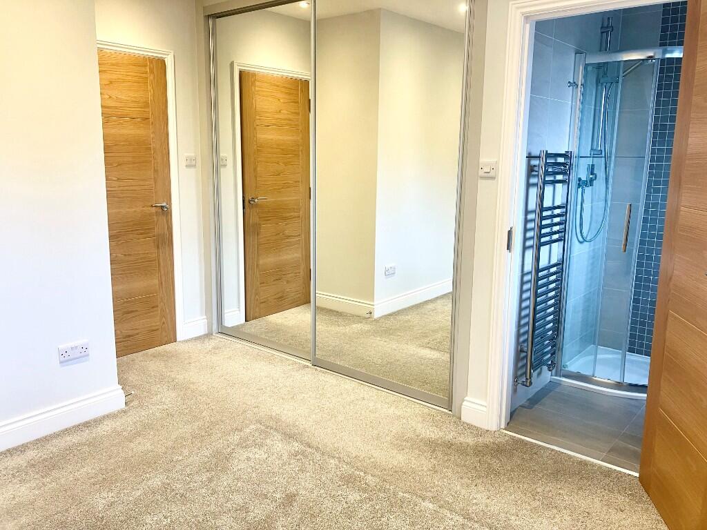 Additional image 11 of Oaklands Lane, St. Albans, Hertfordshire, AL4 0HS