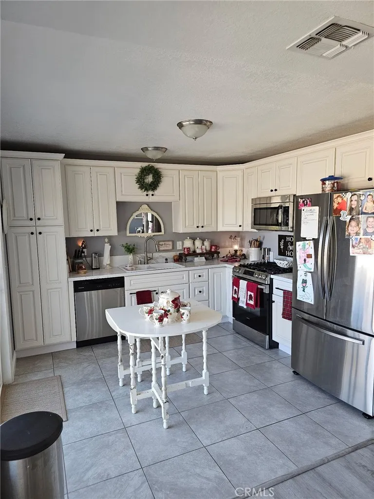 Additional image 20 of 14220 Deer Trail Dr, Victorville, CA 92392