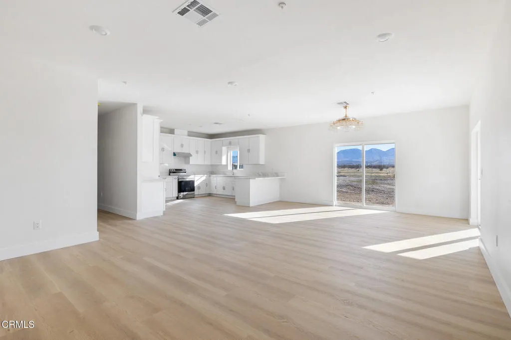 Additional image 64 of 10824 E Avenue S Ave, Littlerock, CA 93543