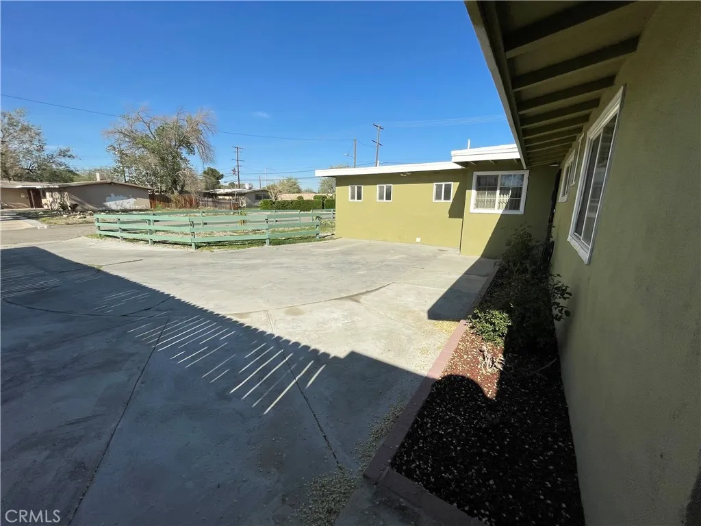 Additional image 69 of 2010 W Lumber St, Lancaster, CA 93536