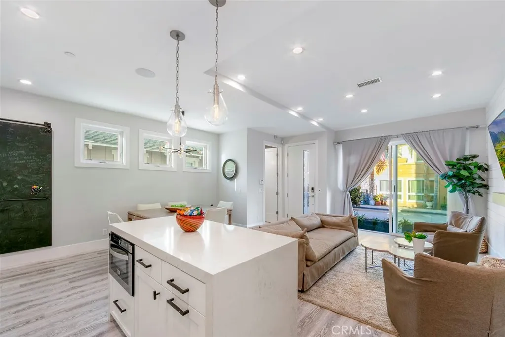 Additional image 138 of 417 E Bay Ave, Newport Beach, CA 92661