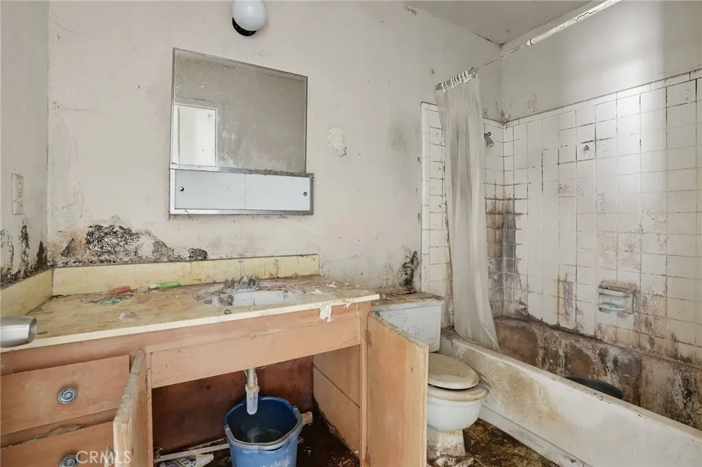 Additional image 22 of 933 Acosta Plz Unit 35, Salinas, CA 93905