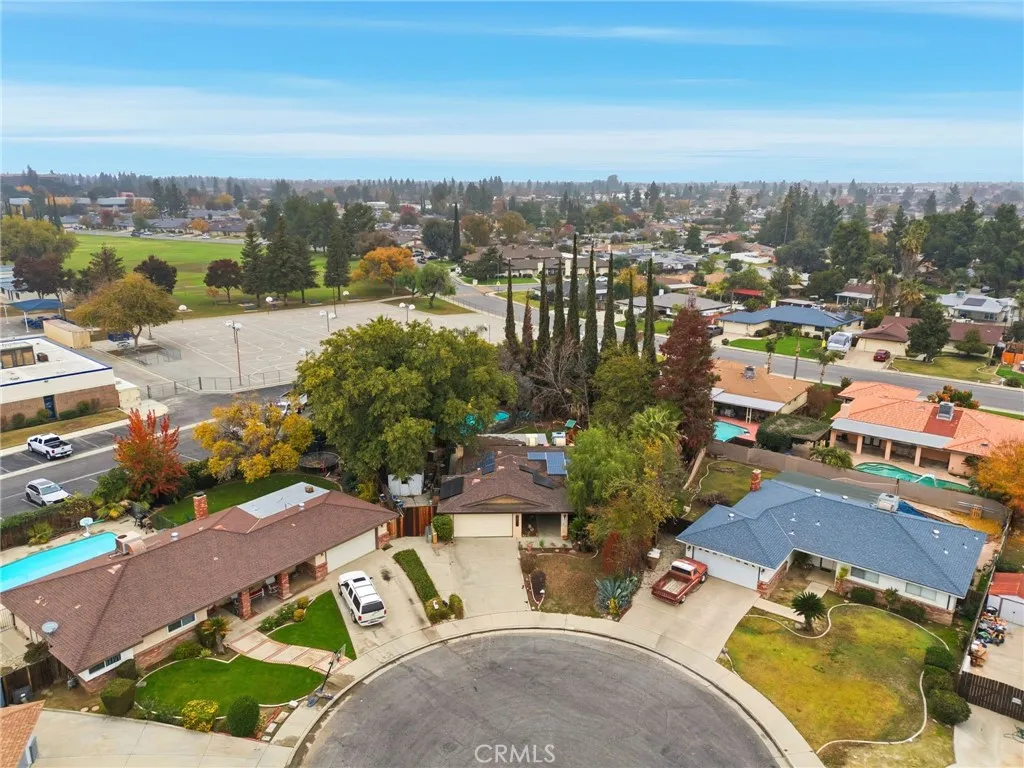 Additional image 39 of 2404 Prestwick Court, Bakersfield, CA 93309