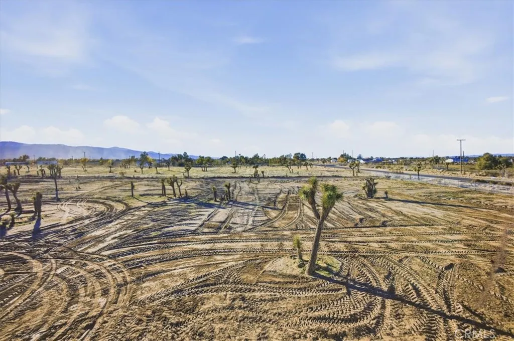 Additional image 60 of 12076 Lager Road, Phelan, CA 92371