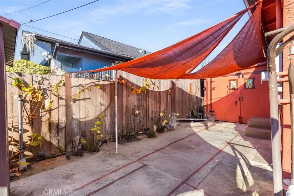 Additional image 66 of 657 W 66th St, Los Angeles, CA 90044