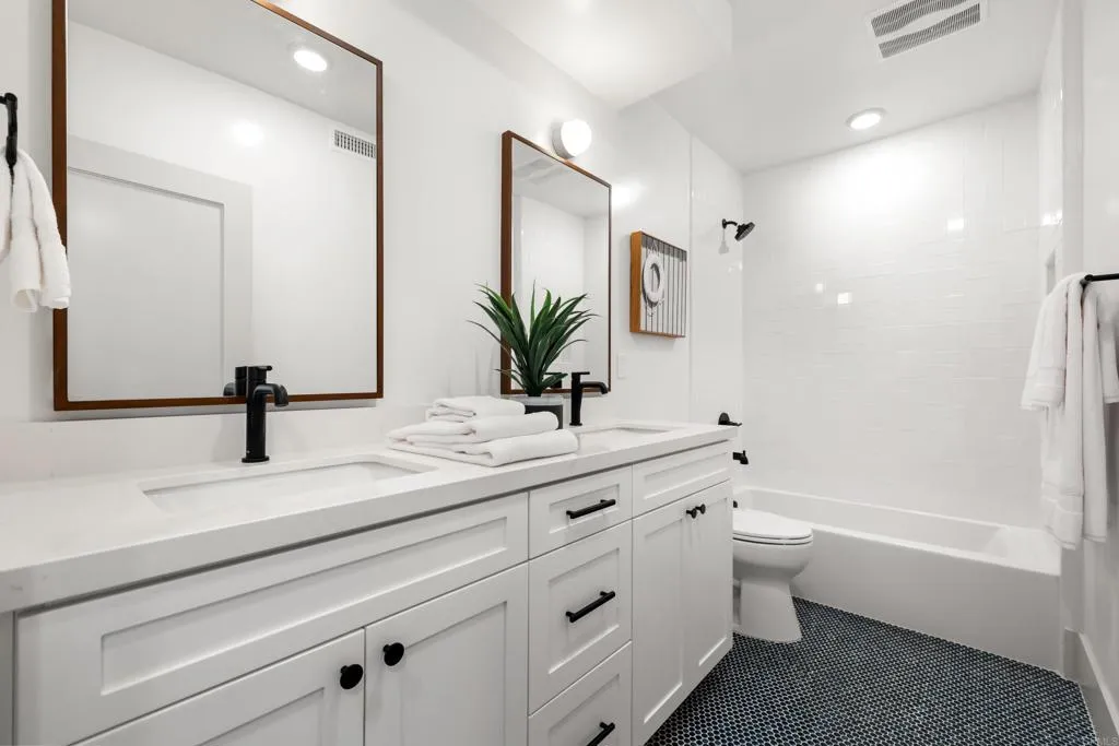 Additional image 25 of 326 Chinquapin Avenue, Carlsbad, CA 92008