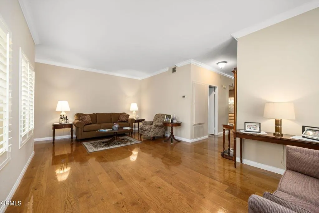 Additional image 5 of 484 S Euclid Ave Unit 107, Pasadena, CA 91101