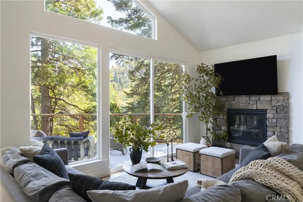 Additional image 32 of 388 Primrose Circle, Lake Arrowhead, CA 92352