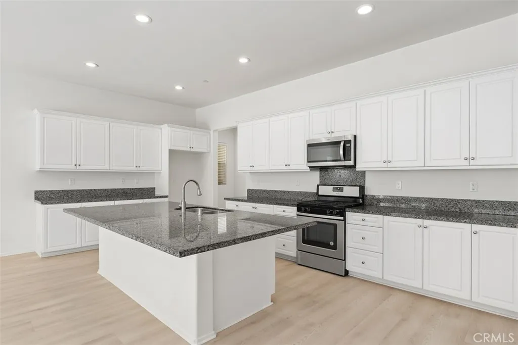 Additional image 26 of 3146 S. Hampton way, Ontario, CA 91761