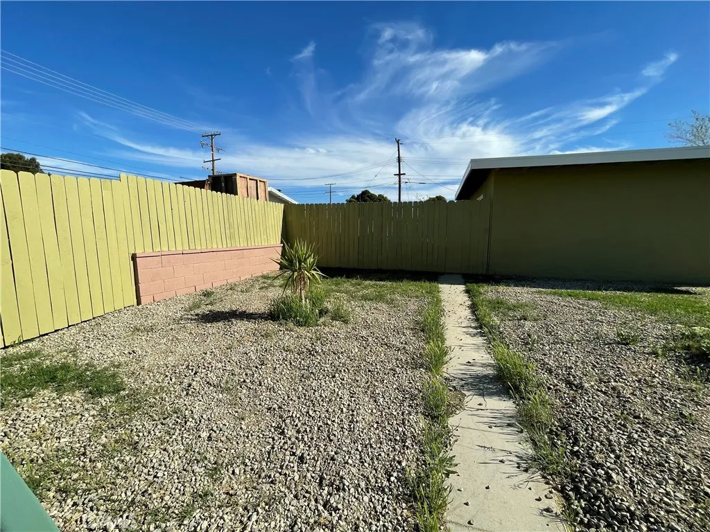 Additional image 135 of 2010 W Lumber St, Lancaster, CA 93536