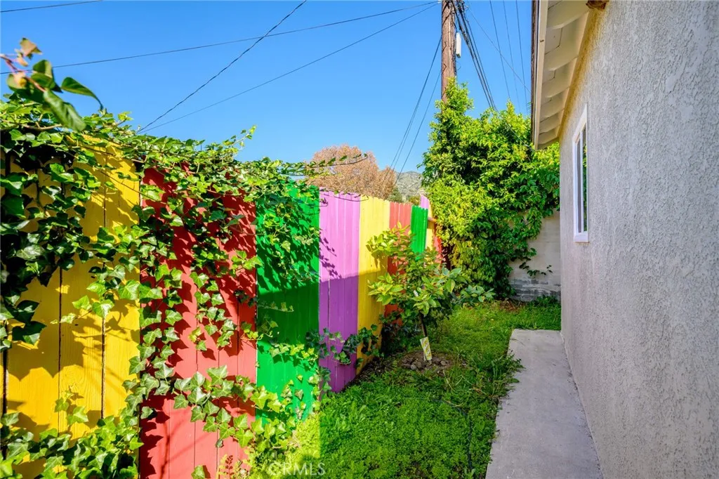 Additional image 76 of 505 Cambridge Drive, Burbank, CA 91504