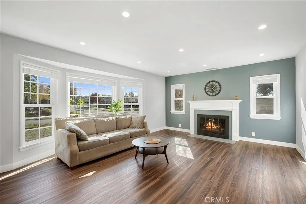 Additional image 49 of 505 Cambridge Drive, Burbank, CA 91504