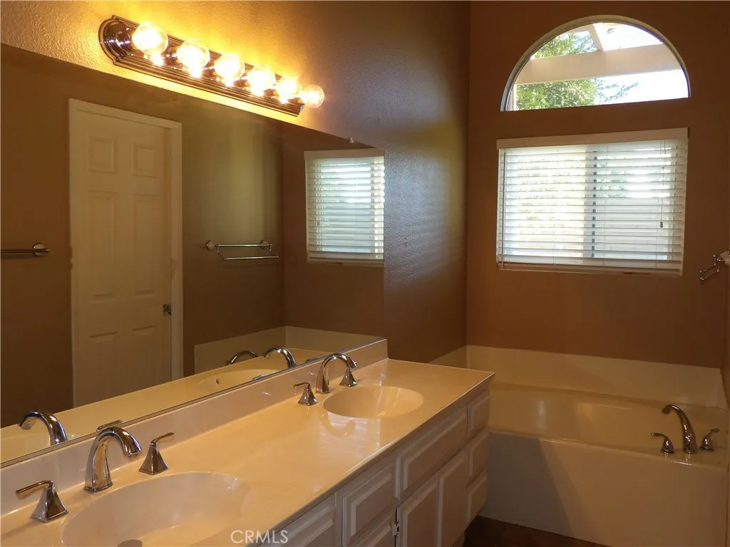 Additional image 54 of 46164 La Mesa Street, Indio, CA 92201