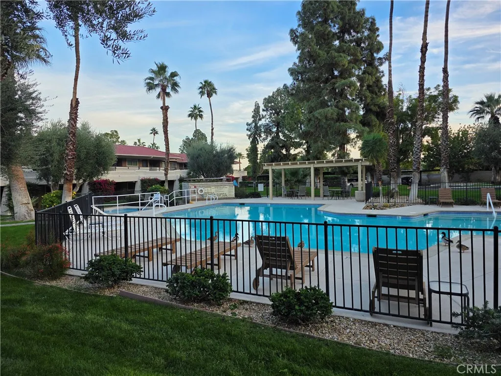 Property image for 420 N Villa Court Unit 103, Palm Springs, CA 92262