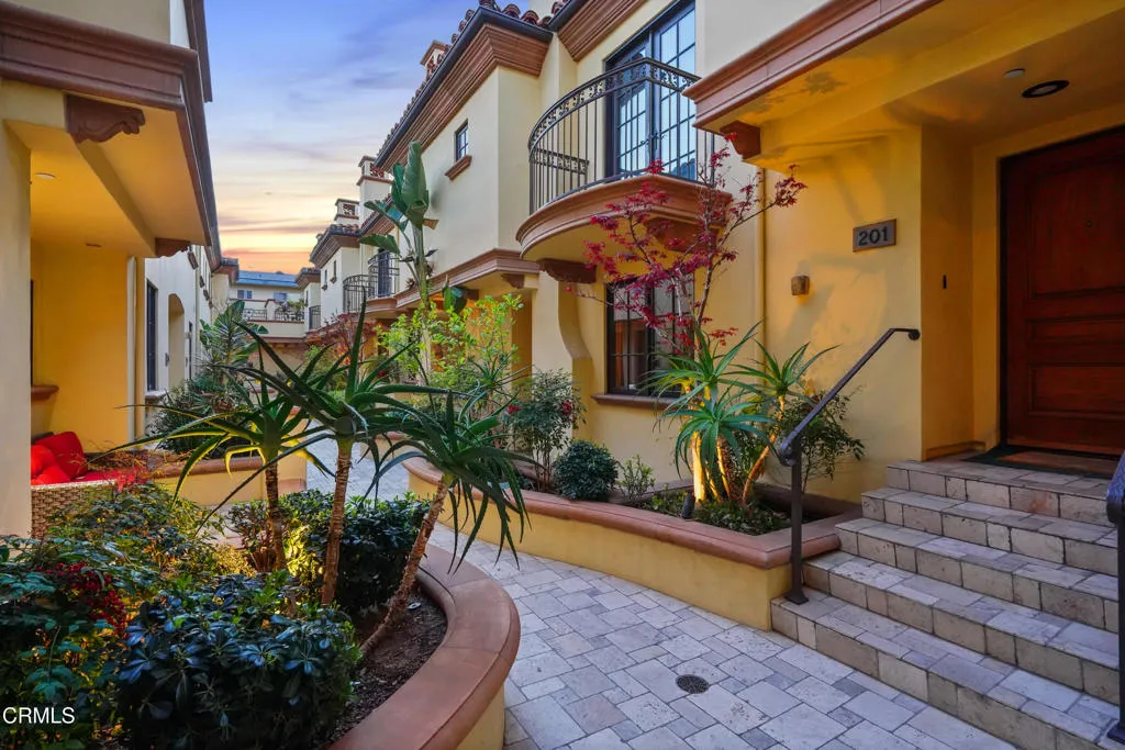 Additional image 42 of 985 N Michillinda Avenue Unit 207, Pasadena, CA 91107