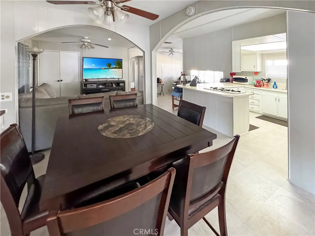 Additional image 15 of 201 W Collins Avenue Unit 24, Orange, CA 92867