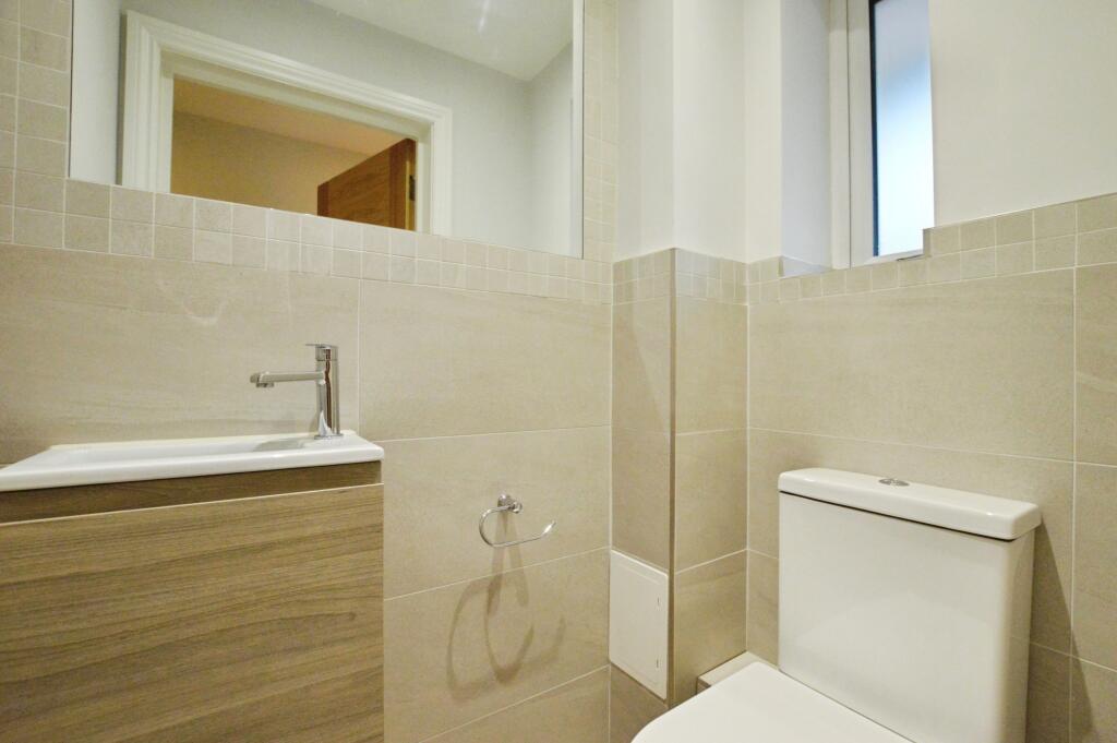 Additional image 17 of Oaklands Lane, St Albans, AL4