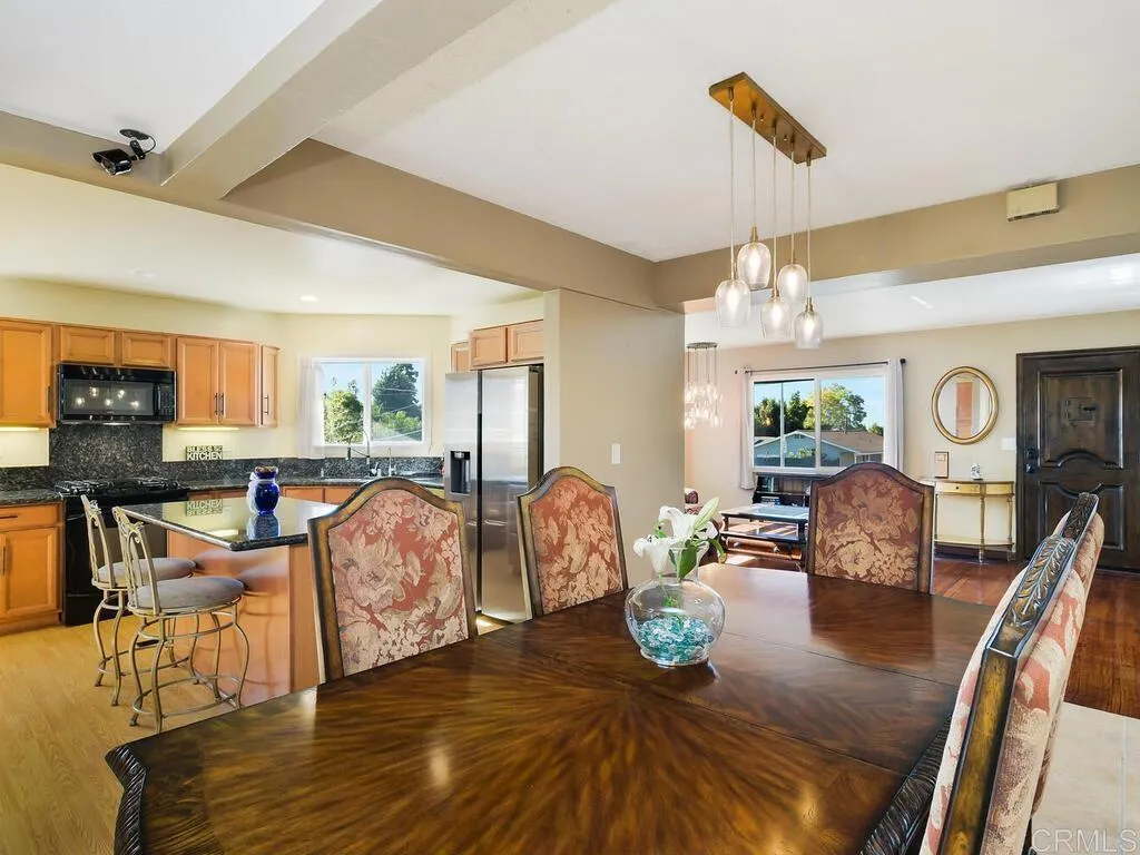 Additional image 13 of 511 Hilltop Dr, Chula Vista, CA 91910