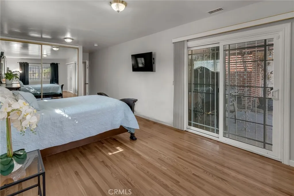 Additional image 39 of 10624 S 6th Ave, Inglewood, CA 90303