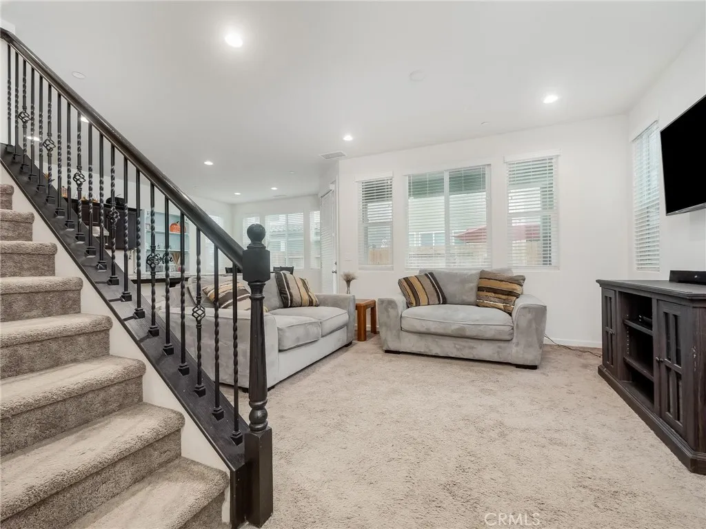 Additional image 4 of 6280 E Valley Edge Drive, Fresno, CA 93727