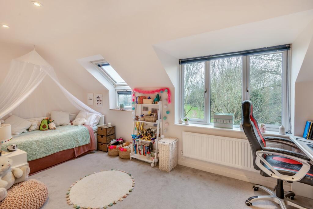 Additional image 15 of Harvesters, St. Albans, Hertfordshire