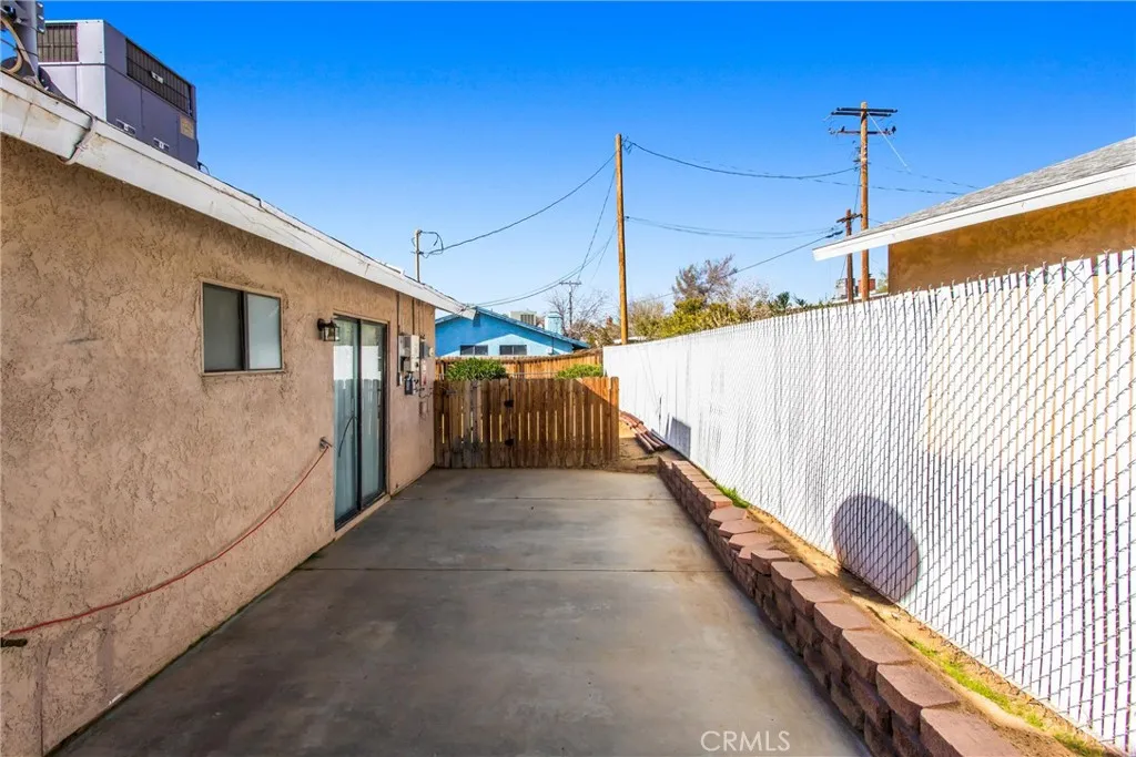 Additional image 56 of 16422 Tolowa Rd, Apple Valley, CA 92307