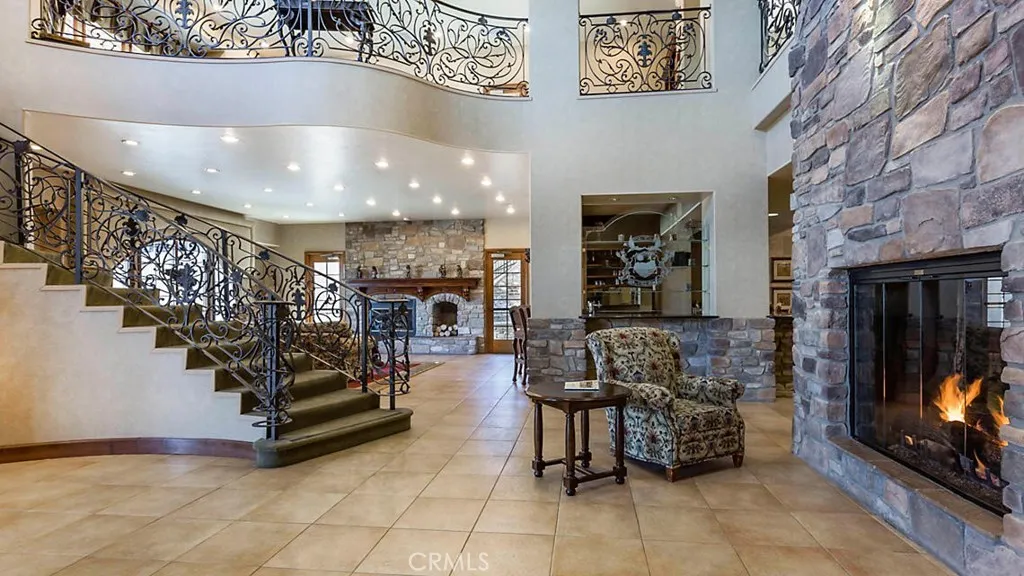 Additional image 28 of 40671 Village Drive Unit 15B, Big Bear Lake, CA 92315