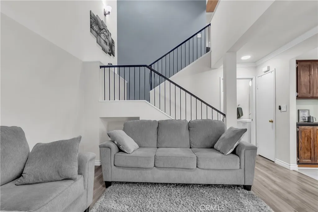 Additional image 34 of 820 W Compton Blvd Unit 20, Compton, CA 90220