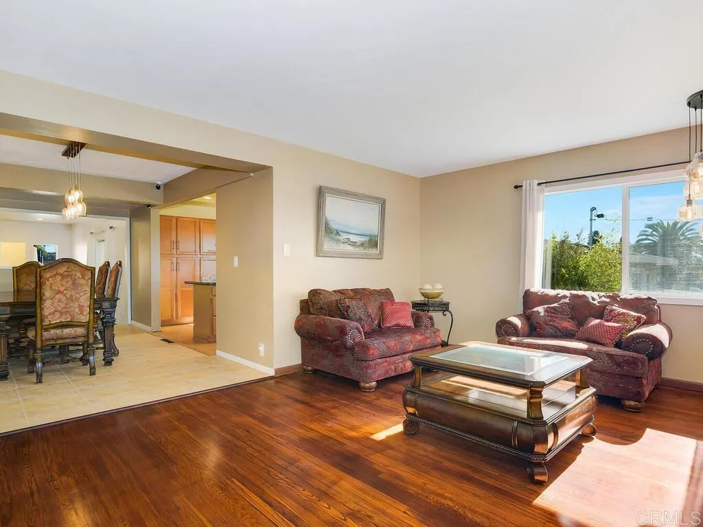 Additional image 8 of 511 Hilltop Dr, Chula Vista, CA 91910