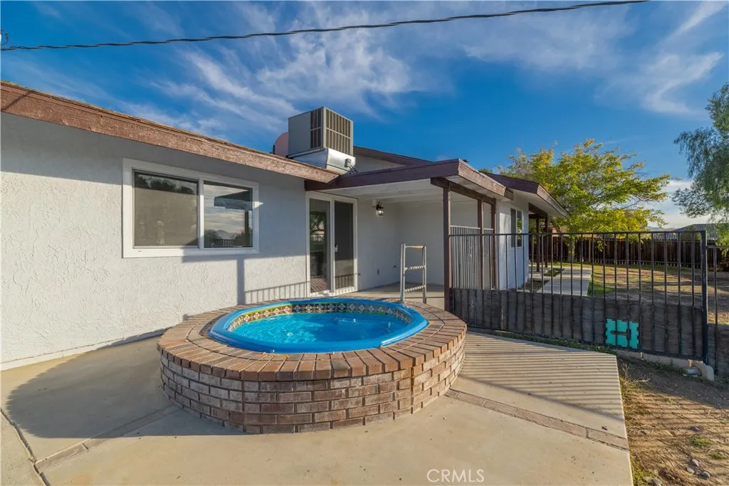 Additional image 110 of 19125 Hupa Rd, Apple Valley, CA 92307