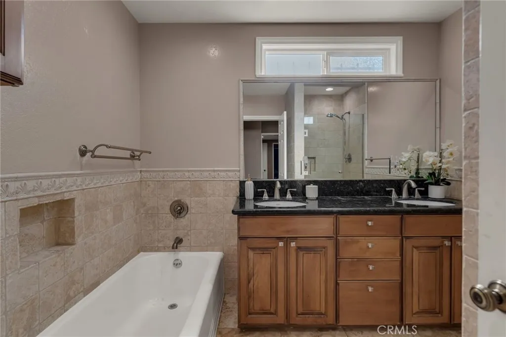 Additional image 90 of 10624 S 6th Ave, Inglewood, CA 90303