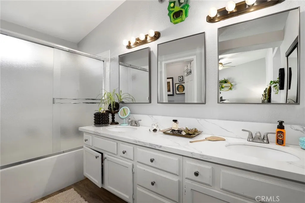 Additional image 60 of 42302 58th St W, Lancaster, CA 93536