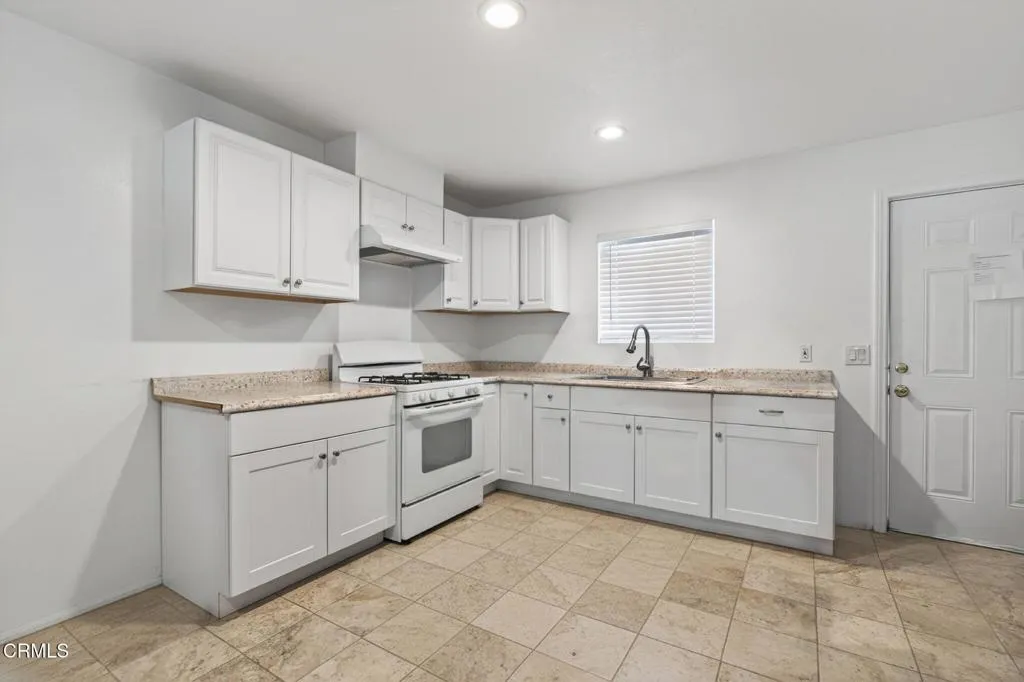 Additional image 55 of 113 E Cedar Street E, Oxnard, CA 93033